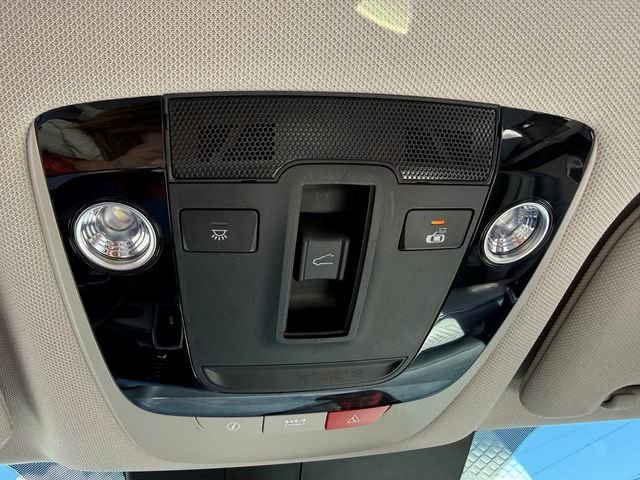 Used 2023 Kia Sorento SX AWD/4WD image 22