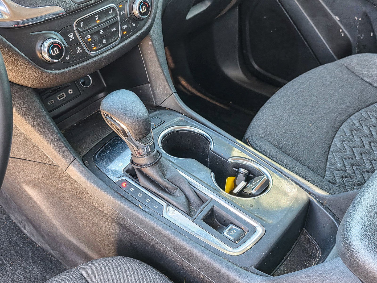 Used 2024 Chevrolet Equinox LT image 21