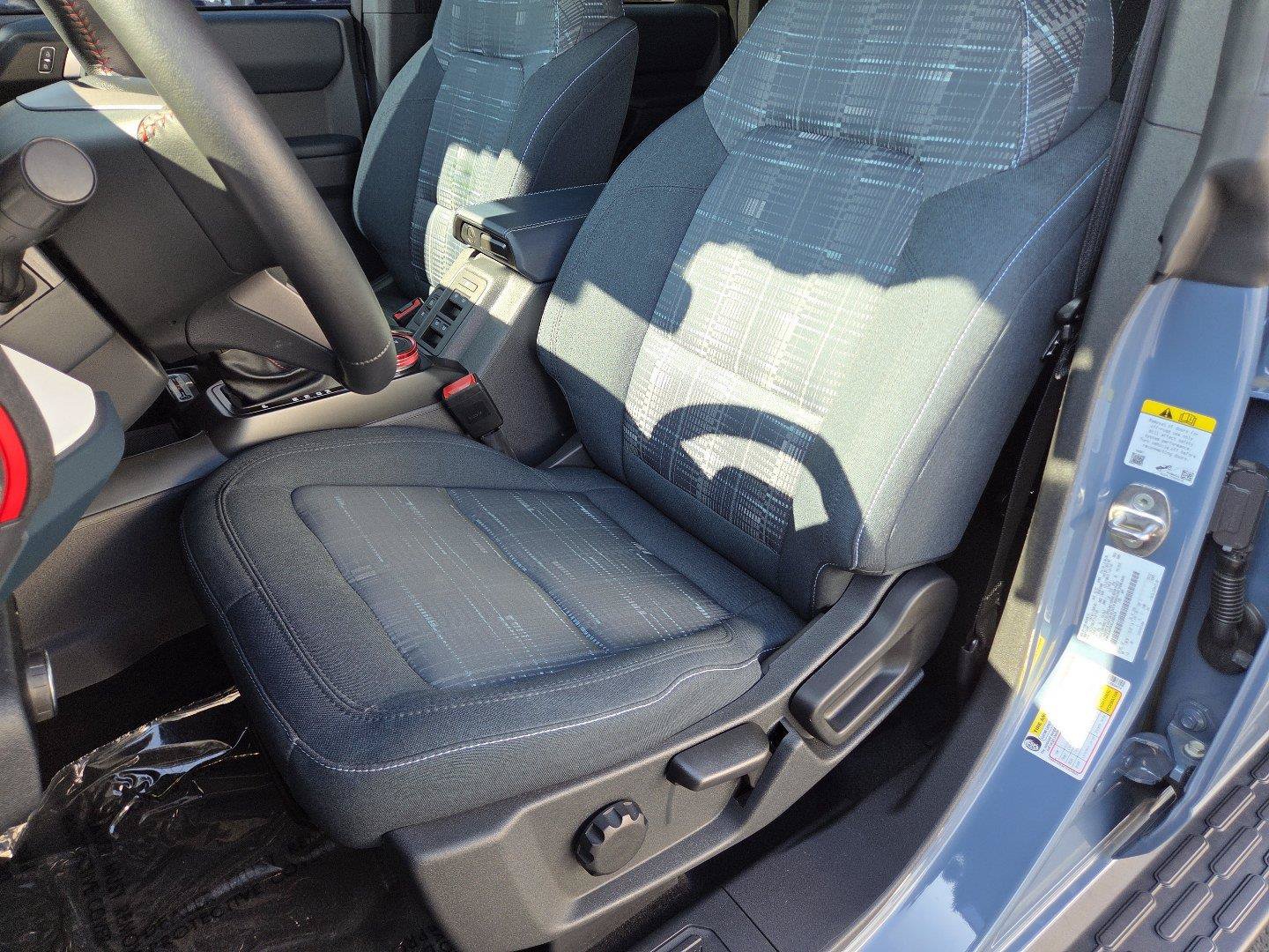Used 2025 Ford Bronco Heritage Edition AWD/4WD image 19