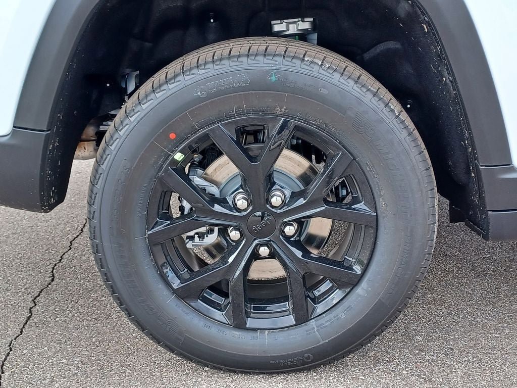 New 2026 Jeep Grand Cherokee Altitude AWD/4WD image 5
