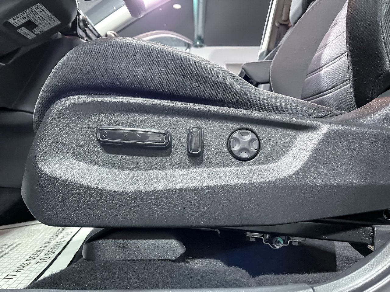 Used 2020 Honda CR-V EX image 18