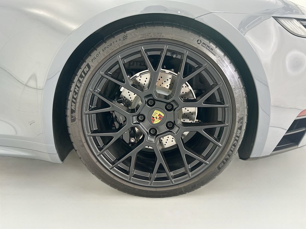 Certified 2023 Porsche 911 Carrera S RWD image 28