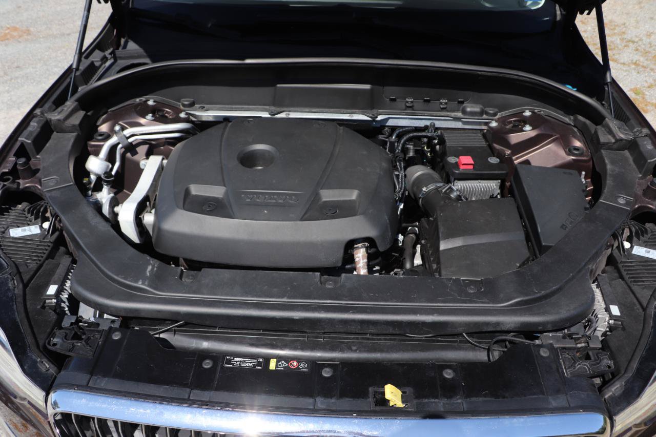 Used 2018 Volvo XC60 T5 Inscription w/ Convenience Package AWD/4WD image 44