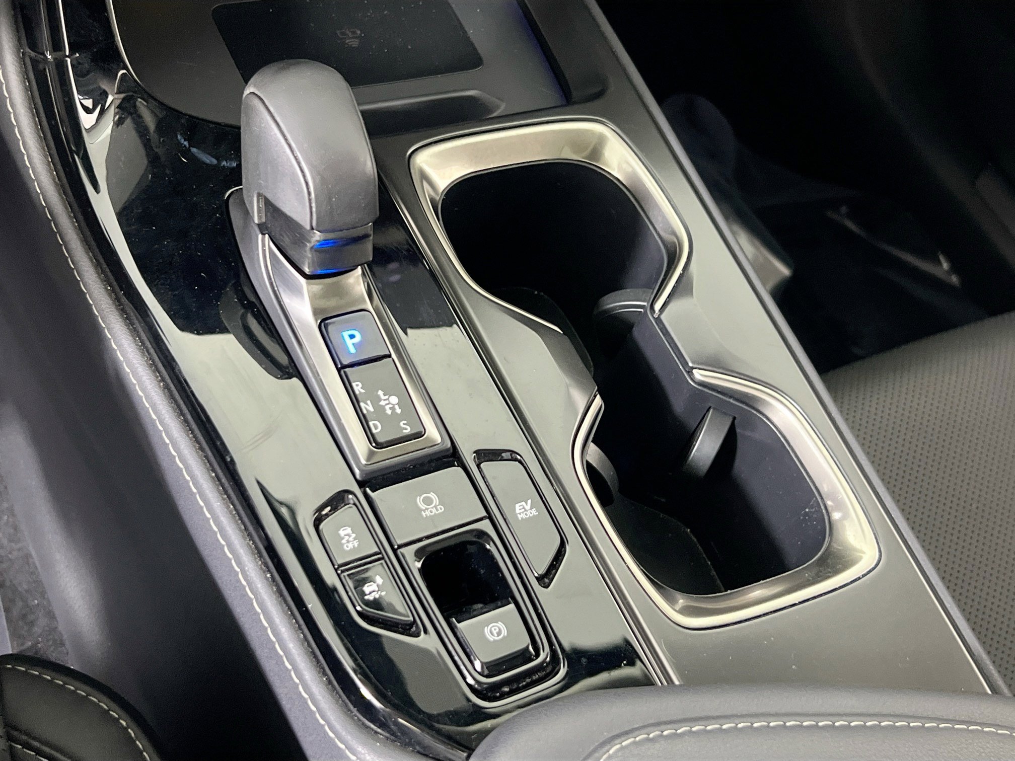 Used 2022 Lexus NX 350h AWD image 16