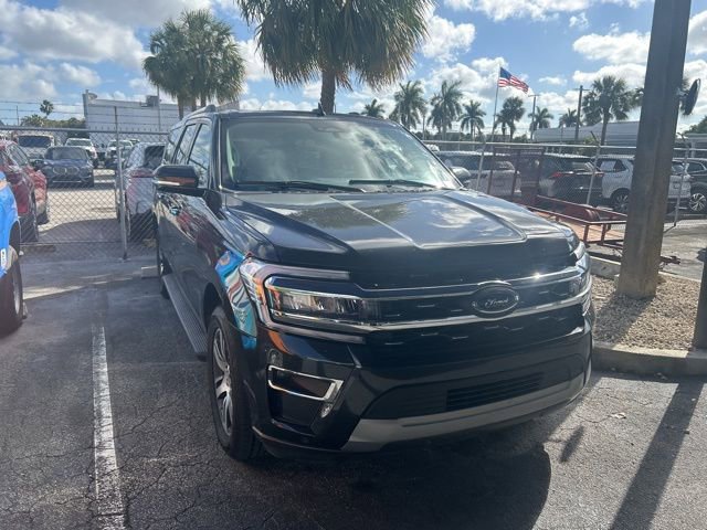 Used 2024 Ford Expedition Max Limited image 5
