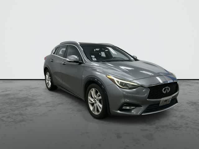 Used 2018 INFINITI QX30 Premium w/ Technology Package FWD image 6