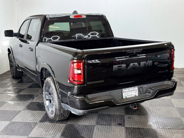 Used 2025 RAM 1500 Big Horn AWD/4WD image 9