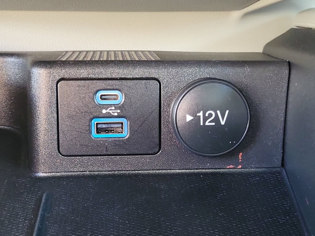 Used 2023 Ford Escape Active AWD/4WD image 31