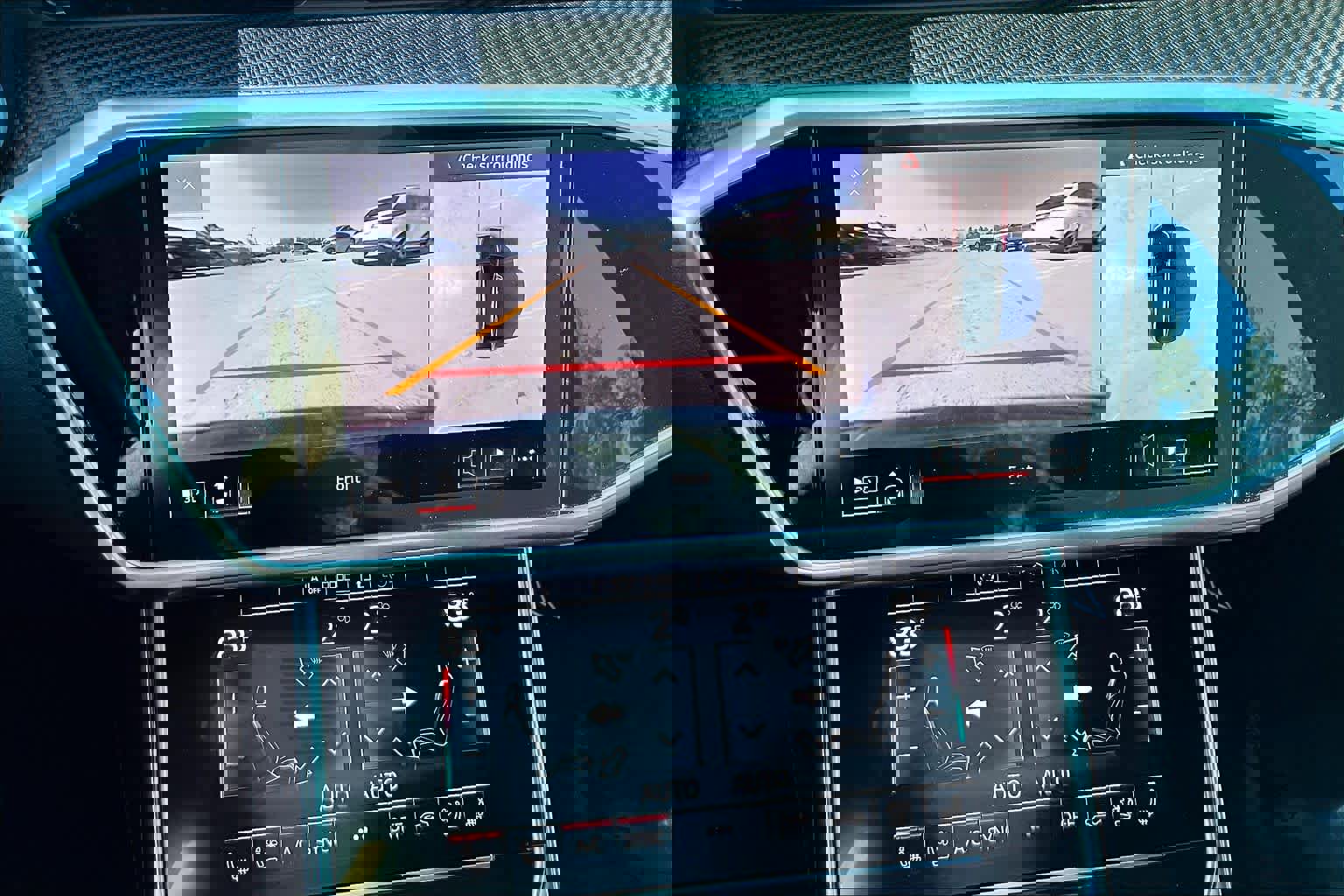 Used 2021 Audi S6 Premium Plus w/ S Sport Package image 26