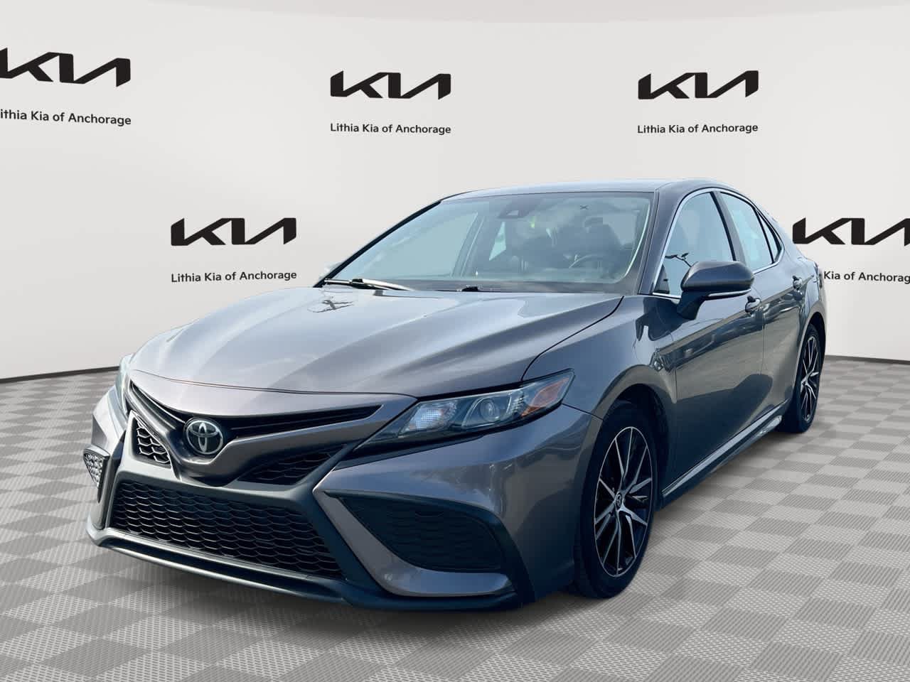 Used 2023 Toyota Camry SE