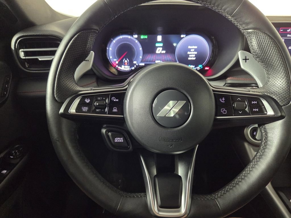 Certified 2025 Dodge Hornet R/T w/ Tech Pack image 17