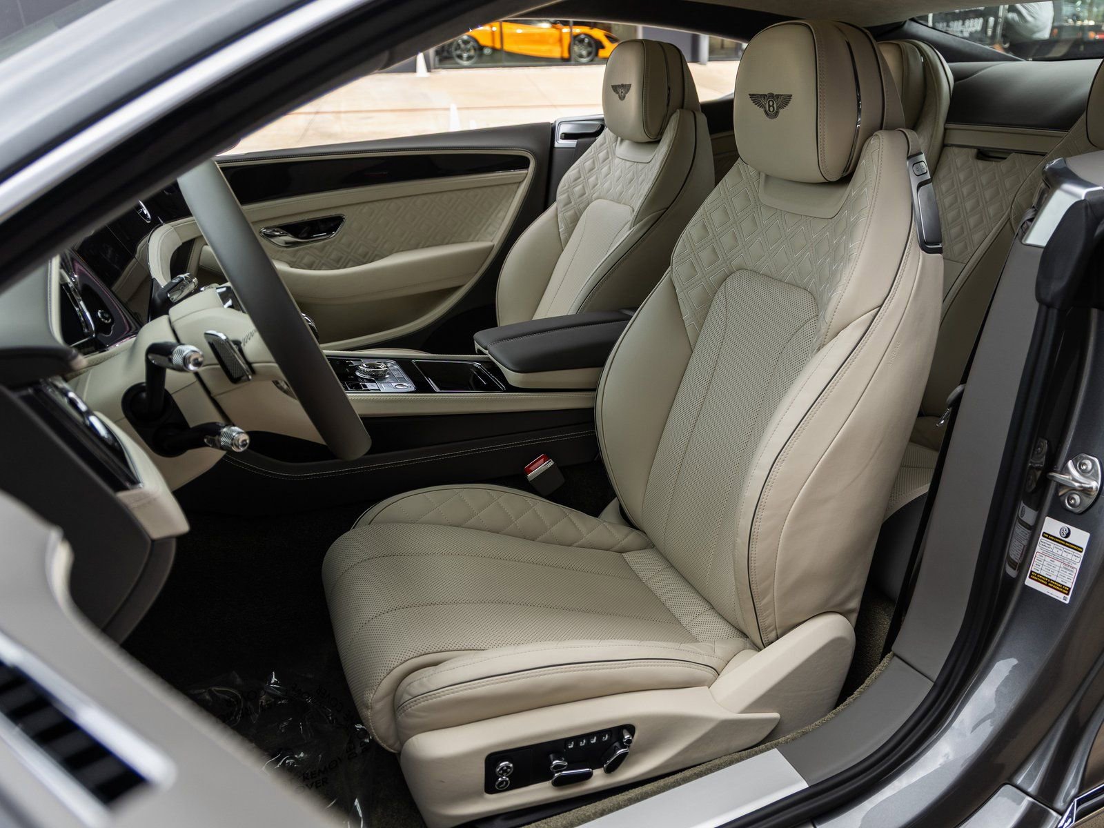 Used 2022 Bentley Continental GT image 27