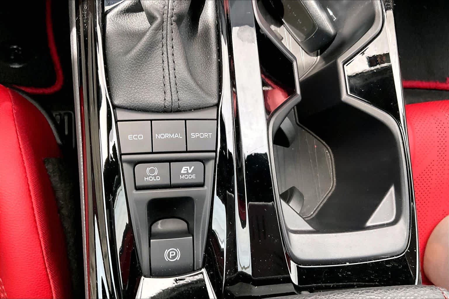 Used 2025 Toyota Camry XSE w/ Premium Package FWD image 33