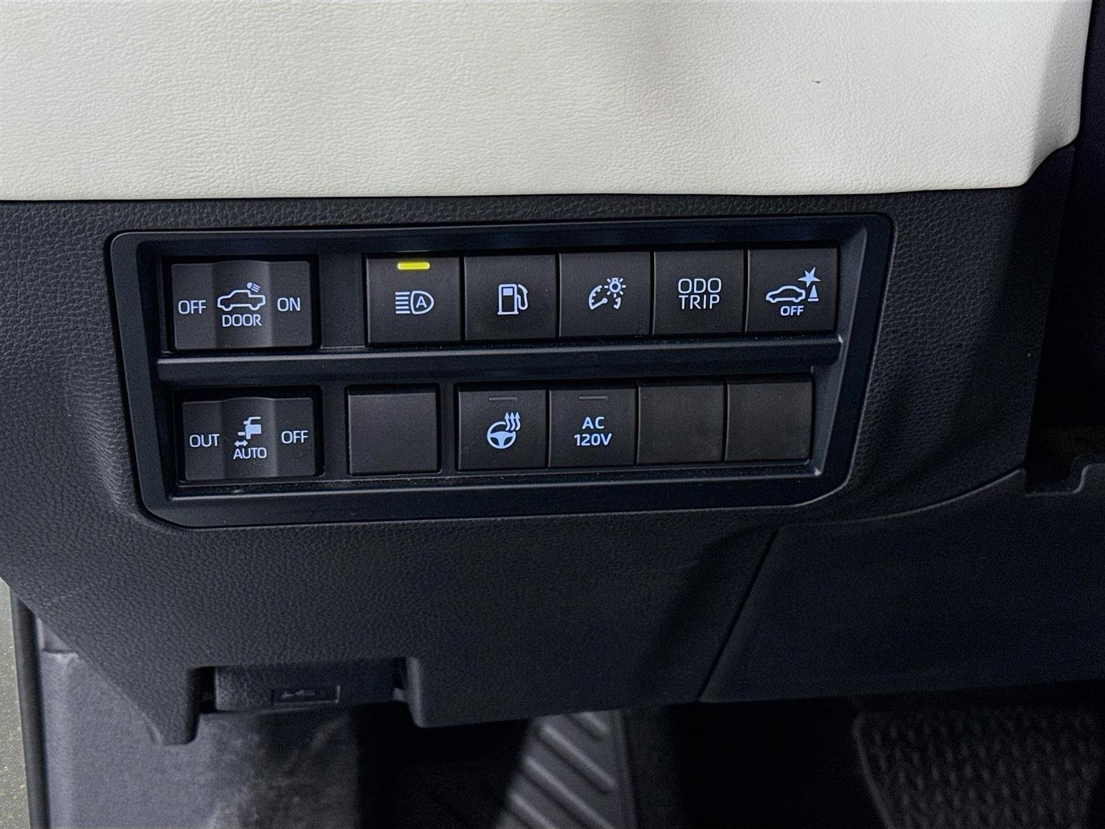 Used 2023 Toyota Tundra Capstone image 11