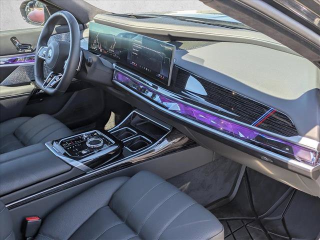 Used 2025 BMW 750e xDrive w/ Executive Package AWD/4WD image 23