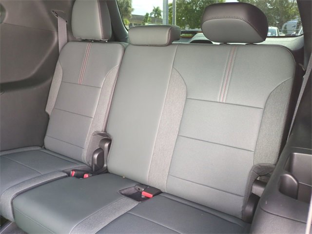 Certified 2025 GMC Acadia AT4 w/ Luxury Package image 16