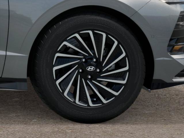 New 2026 Hyundai Sonata Limited FWD image 8