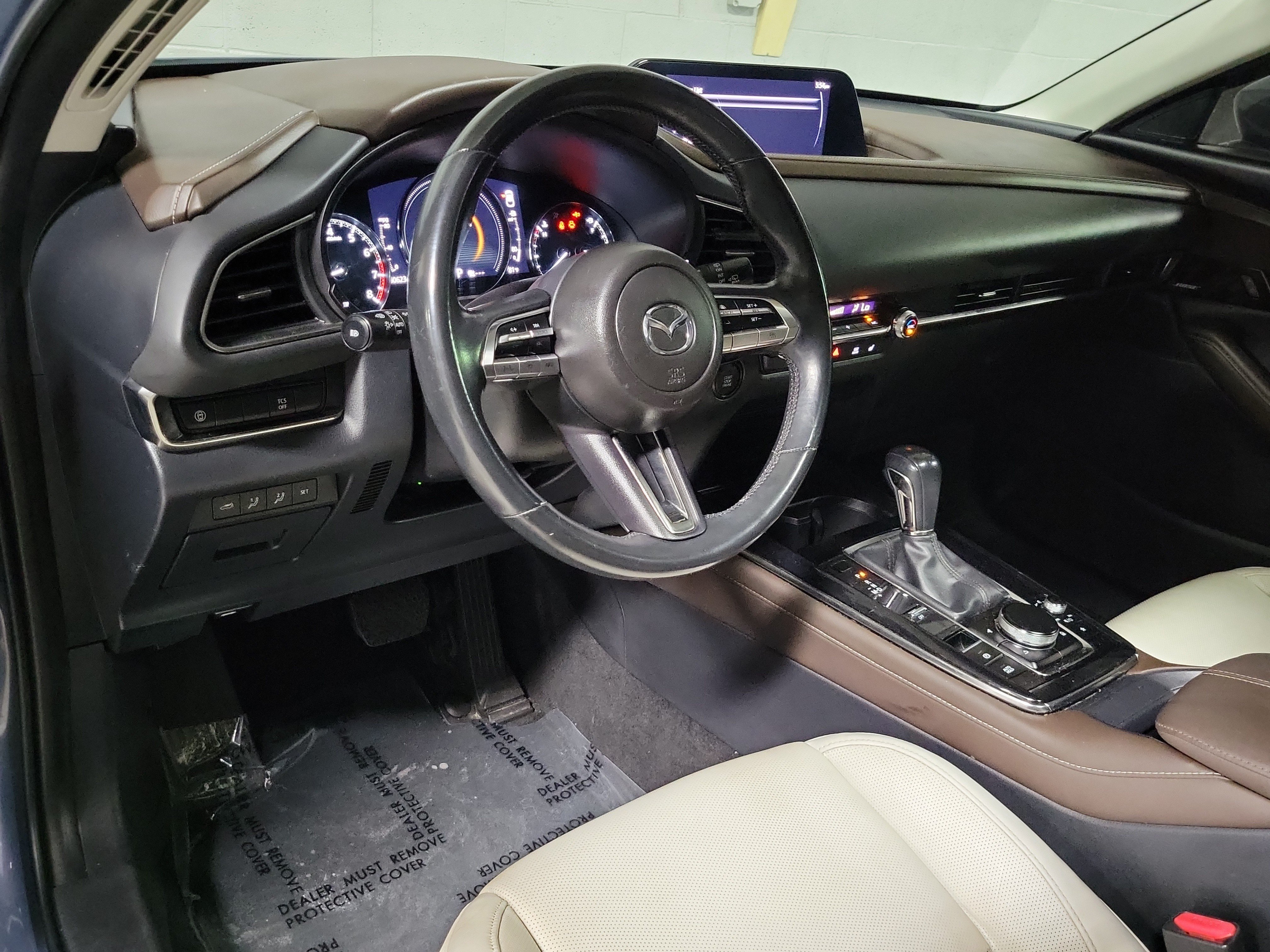Used 2020 MAZDA CX-30 FWD w/ Premium Package image 11
