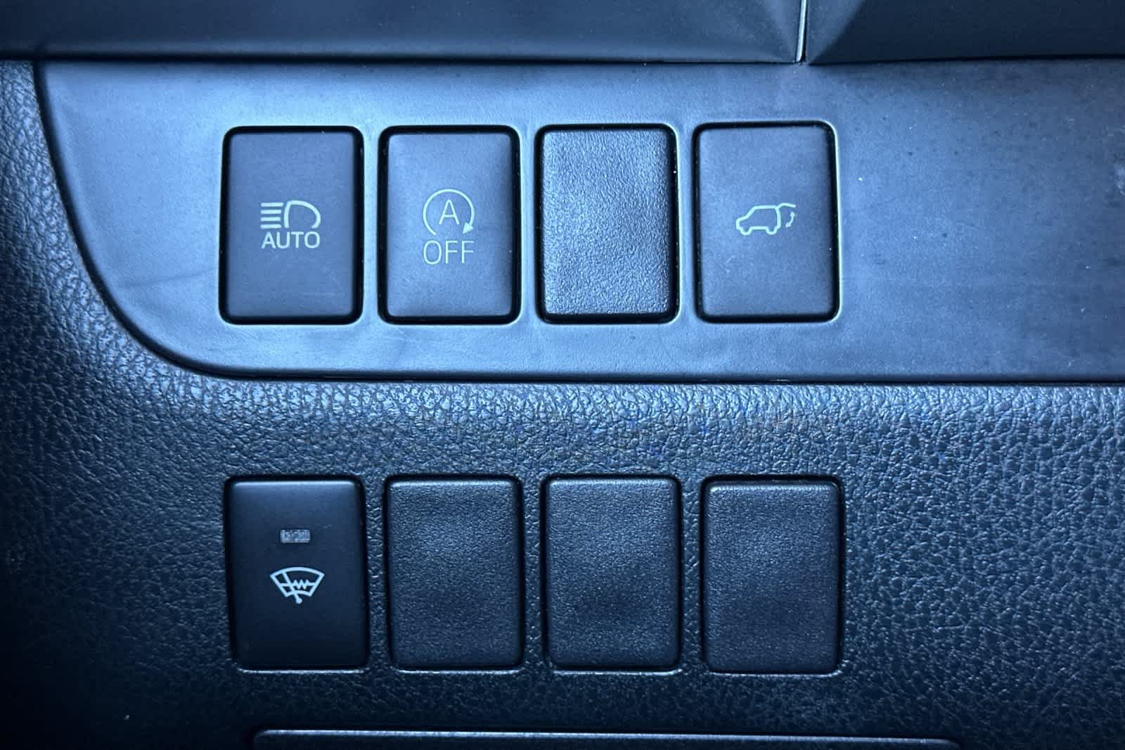 Used 2019 Toyota Highlander XLE AWD/4WD image 31