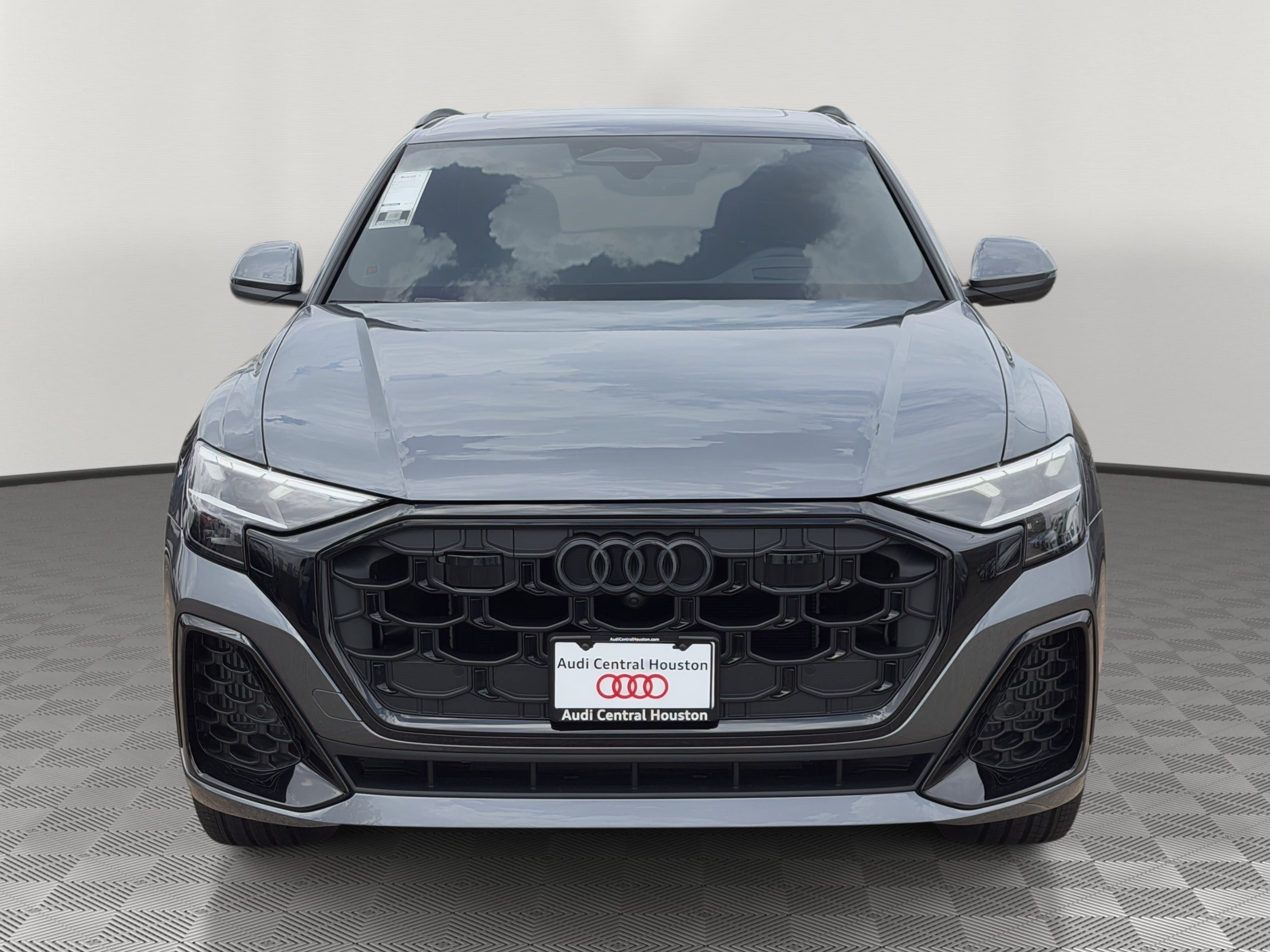New 2027 Audi Q8 Prestige AWD/4WD image 6