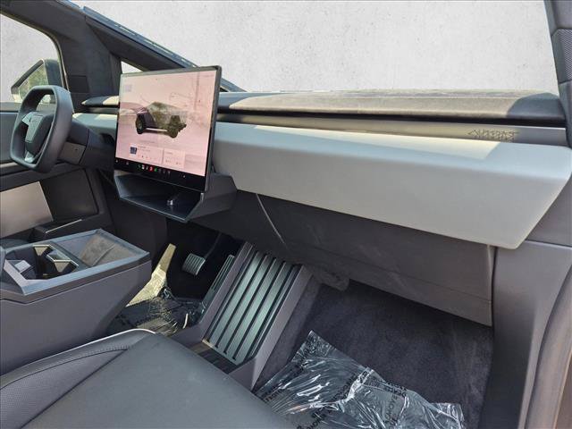 Used 2025 Tesla Cybertruck Cyberbeast AWD/4WD image 21
