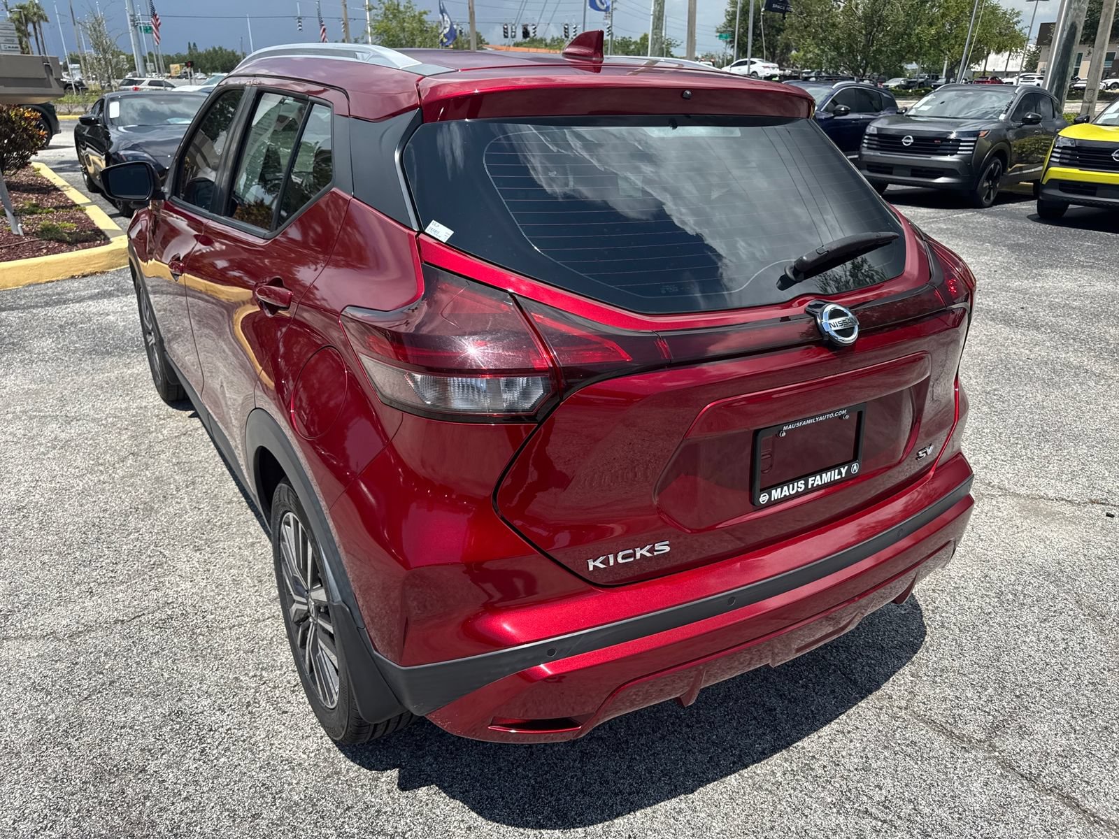 Used 2021 Nissan Kicks SV FWD image 16