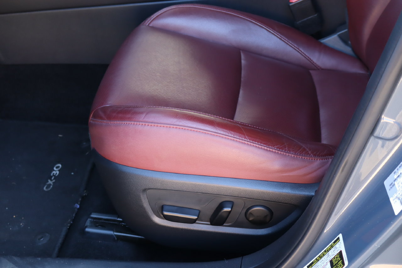 Used 2025 MAZDA CX-30 AWD 2.5 S w/ Preferred Package image 14