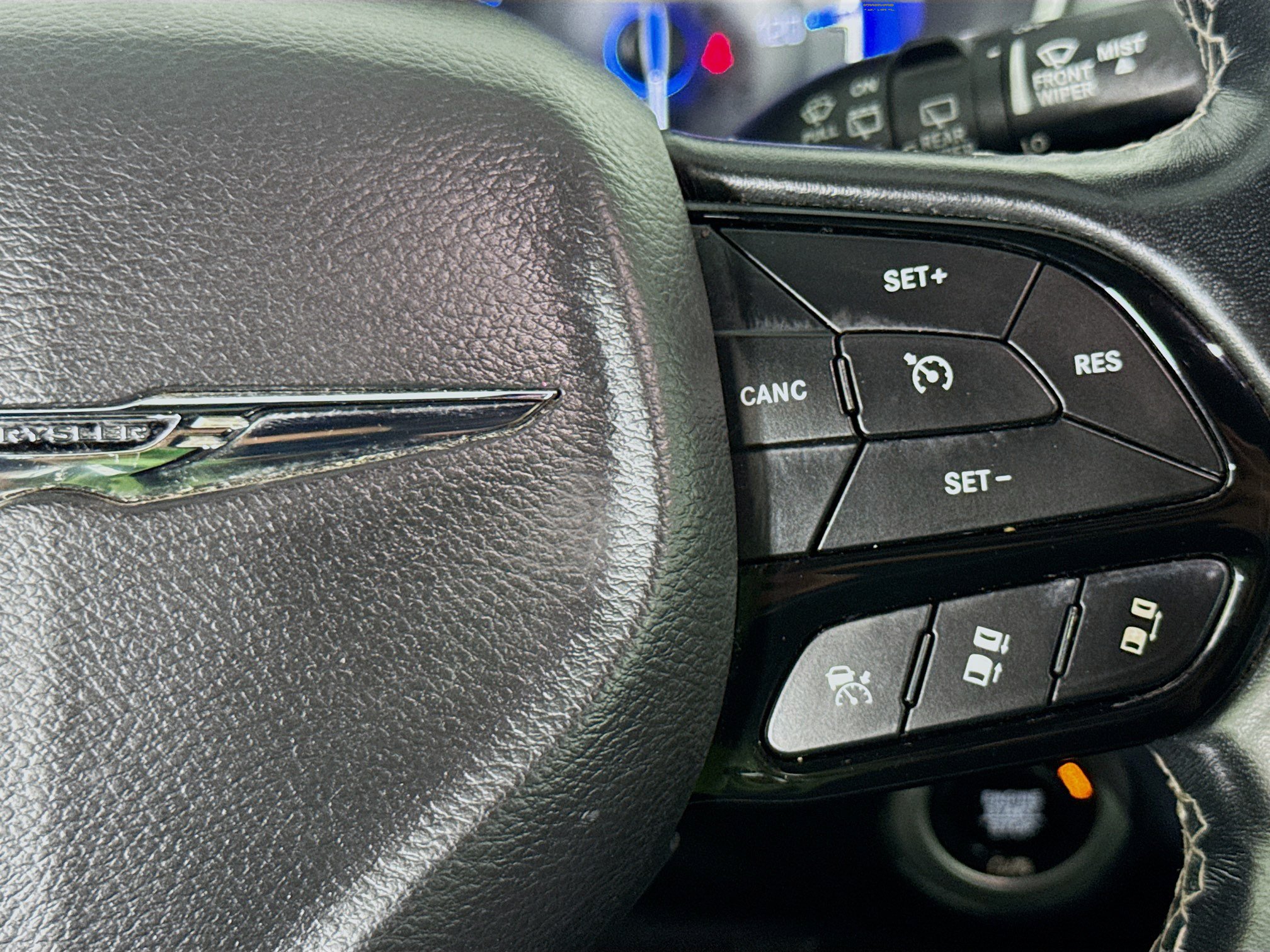 Used 2020 Chrysler Pacifica Touring-L Plus FWD image 13