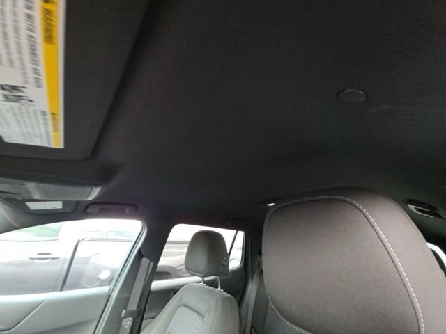 Used 2026 Chevrolet Equinox LT AWD/4WD image 16