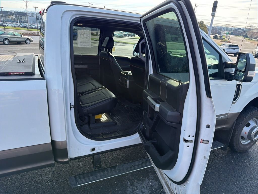 Used 2021 Ford F350 Lariat w/ Lariat Ultimate Package image 22