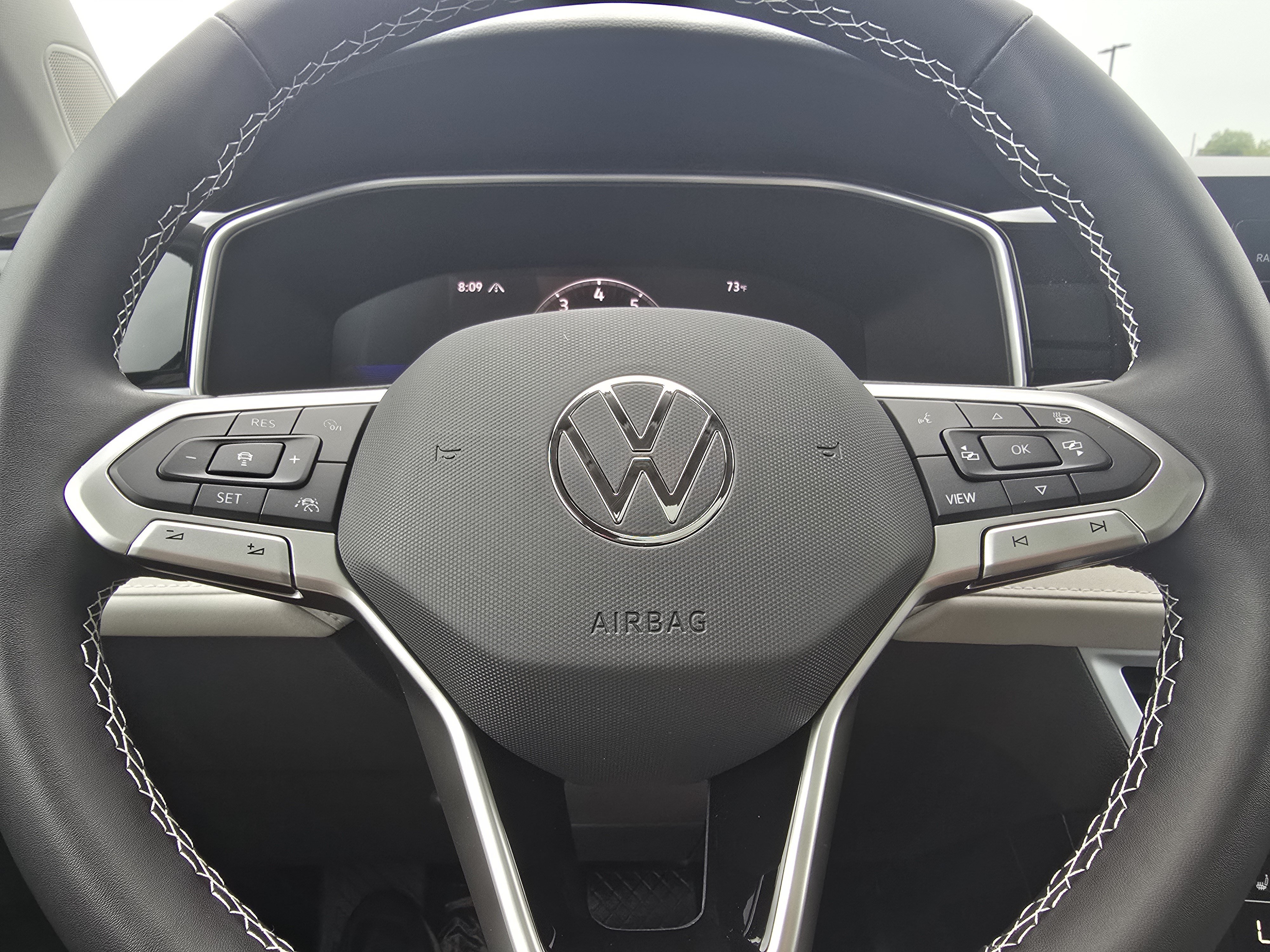 New 2026 Volkswagen Taos SE AWD/4WD image 22