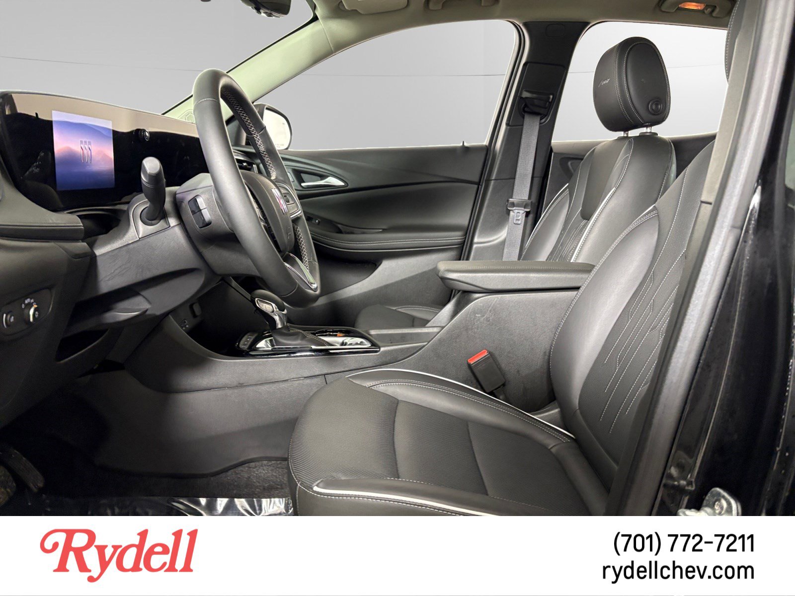 Used 2025 Buick Encore GX Avenir w/ Avenir Technology Package image 10