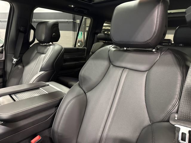 New 2026 Jeep Grand Wagoneer 4WD w/ Premium Group I image 28