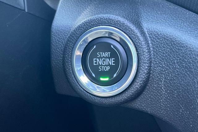 Used 2023 Chevrolet TrailBlazer RS w/ Sun and Liftgate Package image 28