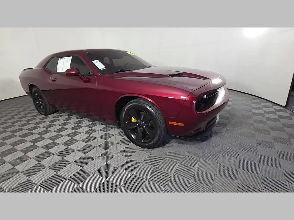 Used 2021 Dodge Challenger SXT RWD image 33