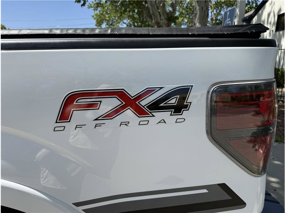 Used 2014 Ford F150 FX4 w/ Equipment Group 402A Luxury AWD/4WD image 11