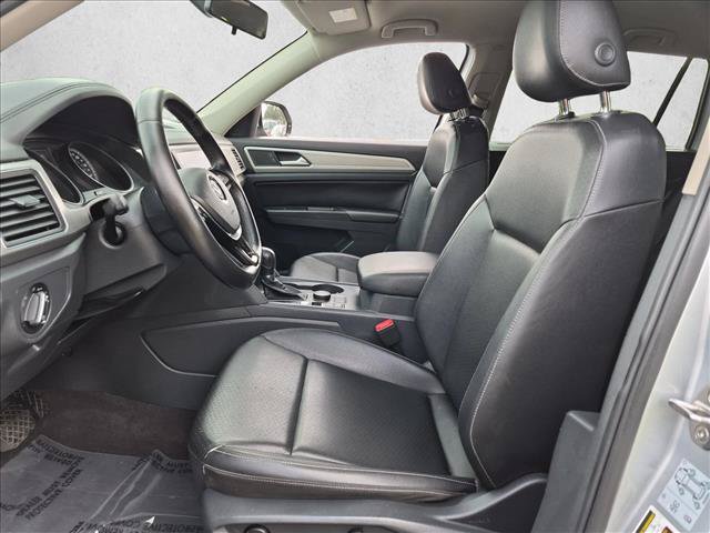 Used 2018 Volkswagen Atlas SE AWD/4WD image 16