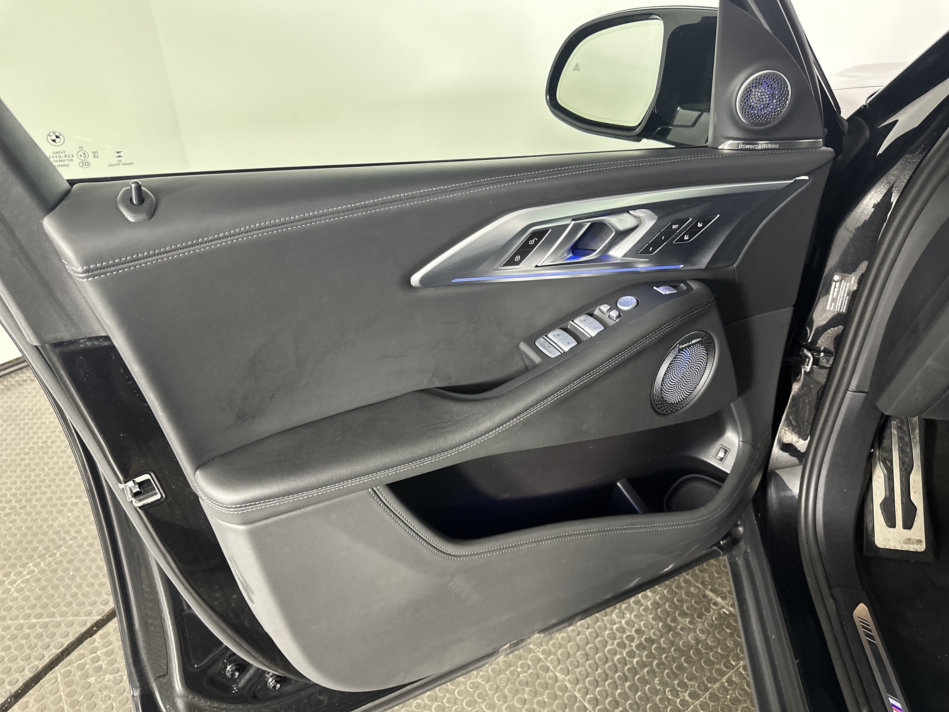 Certified 2023 BMW XM AWD/4WD image 11