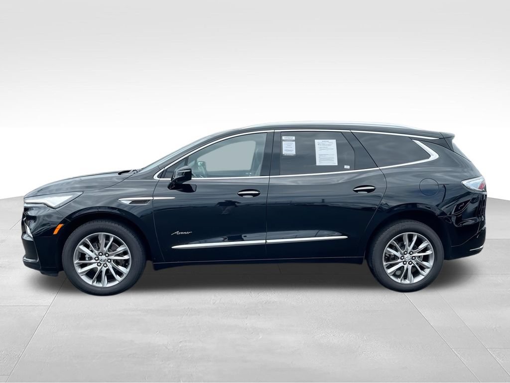 Used 2023 Buick Enclave Avenir w/ Avenir Technology Package AWD/4WD image 6