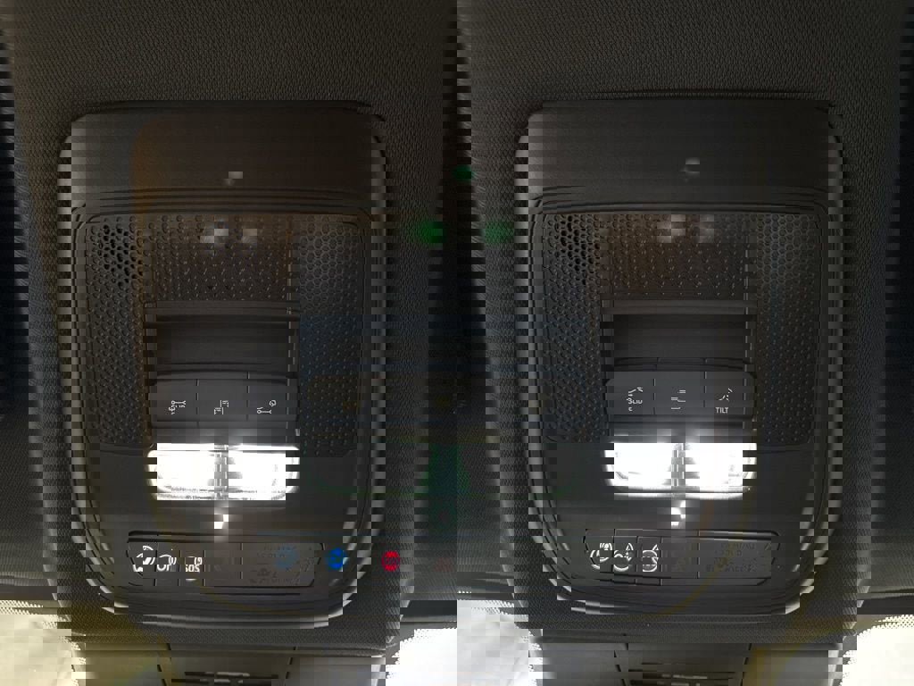 New 2026 Chevrolet Blazer EV LT image 19