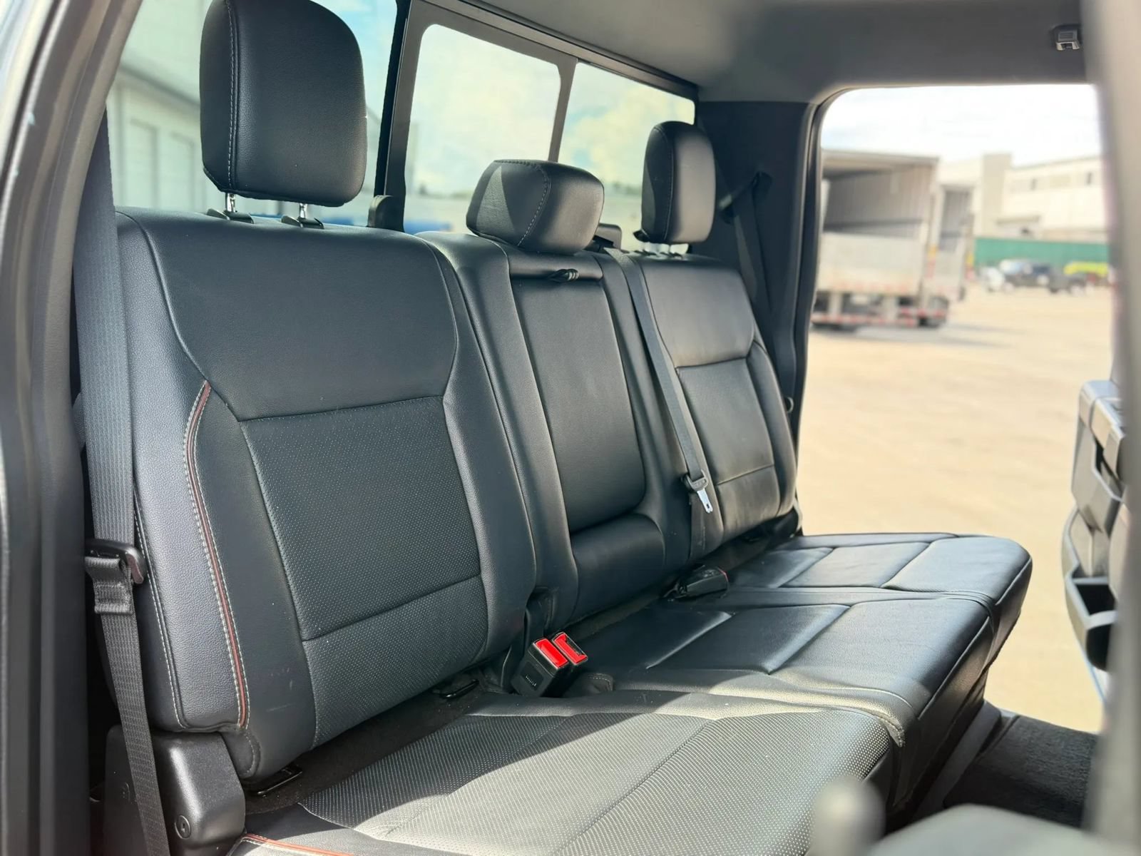 Used 2023 Ford F350 Lariat w/ Lariat Ultimate Package AWD/4WD image 26