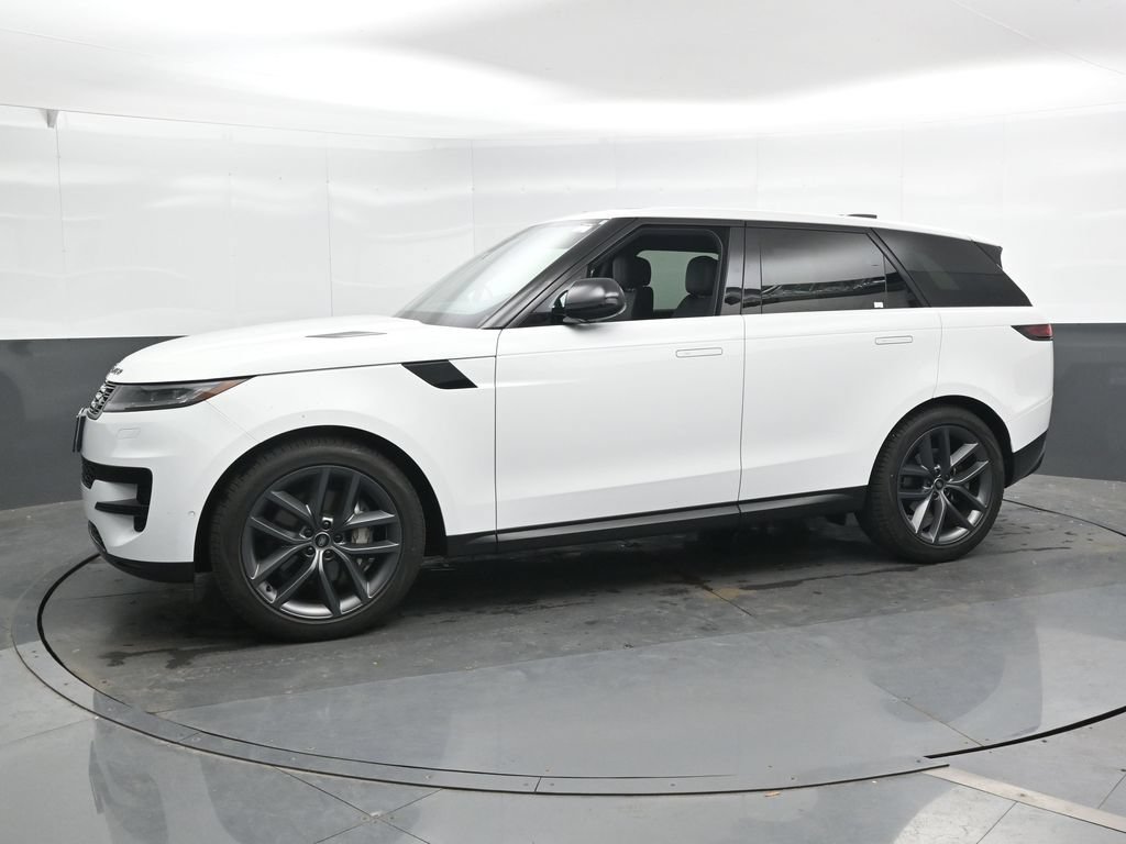 Used 2024 Land Rover Range Rover Sport SE AWD/4WD image 9