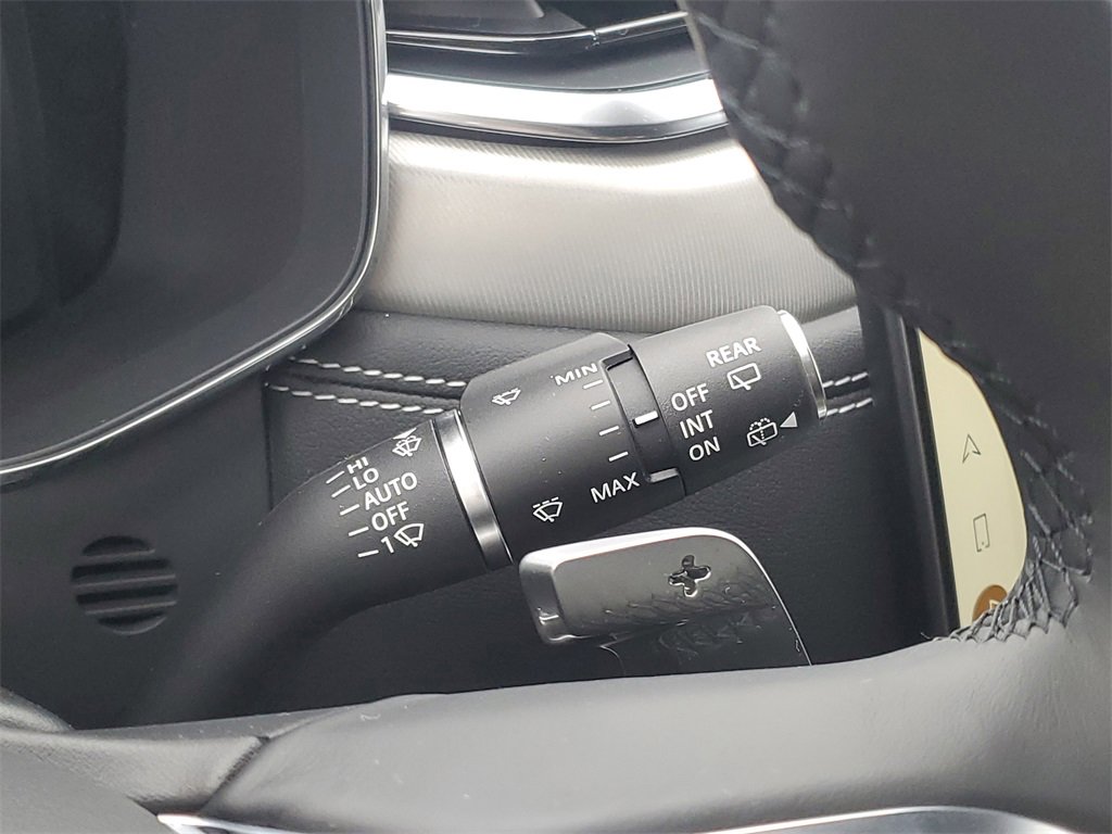 New 2025 Jaguar F-PACE R-Dynamic S image 19