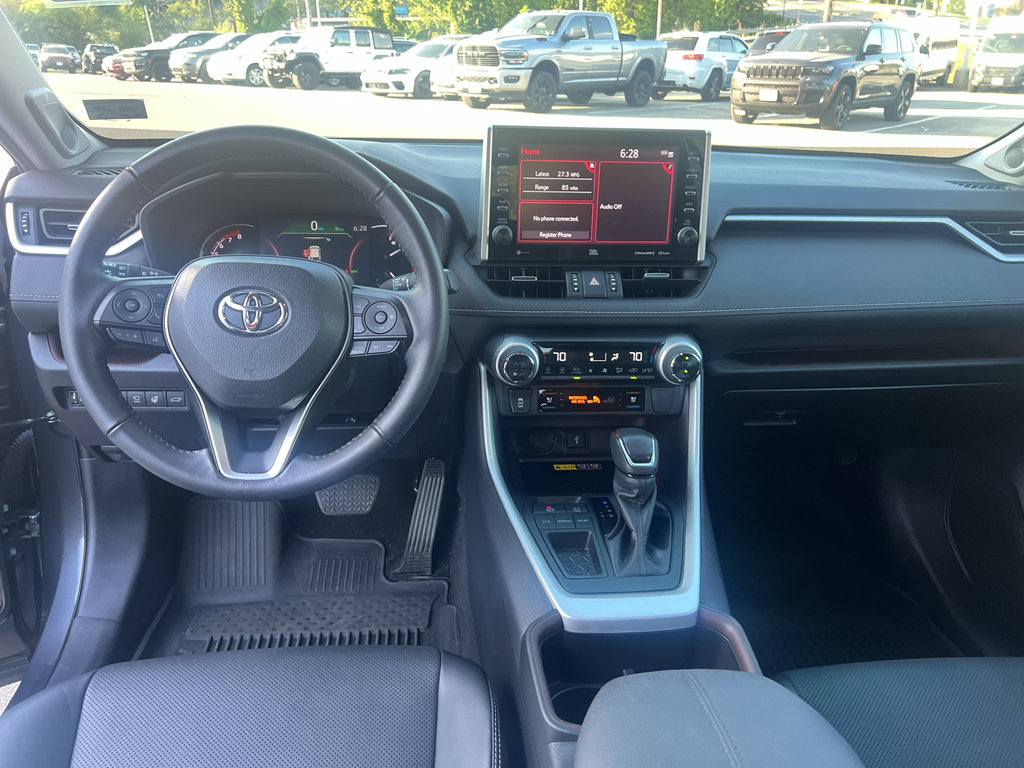 Used 2022 Toyota RAV4 Limited FWD image 8