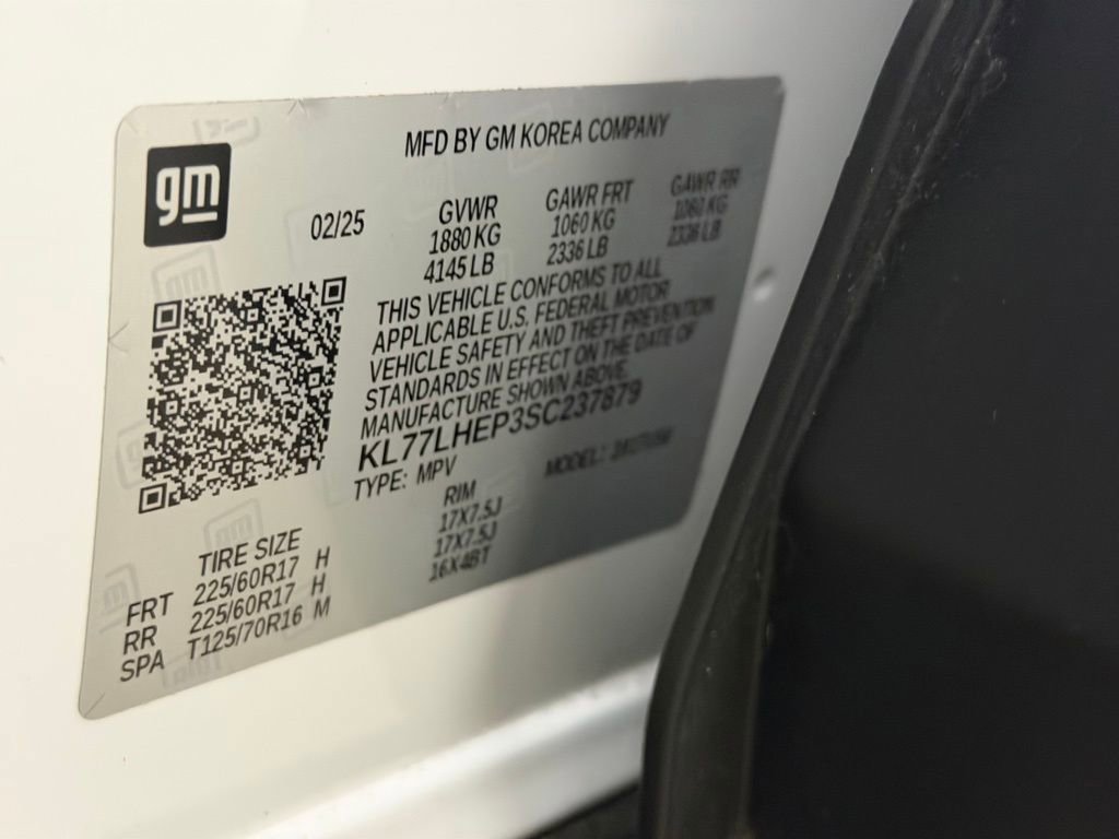 Certified 2025 Chevrolet Trax LT w/ LT Convenience Package image 30