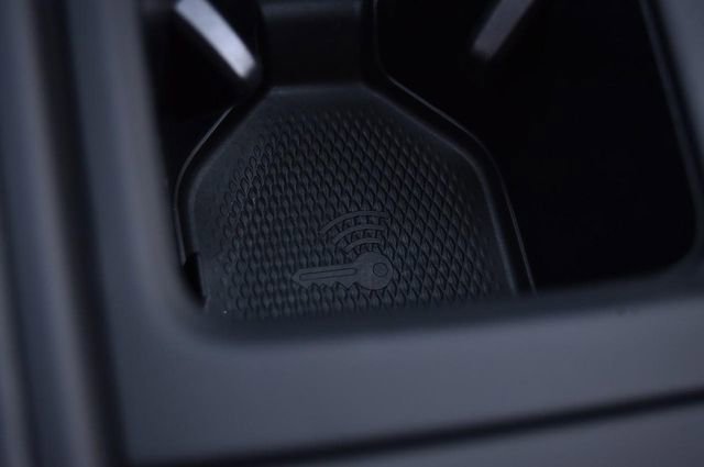 New 2026 Volkswagen Tiguan SE R-Line image 17