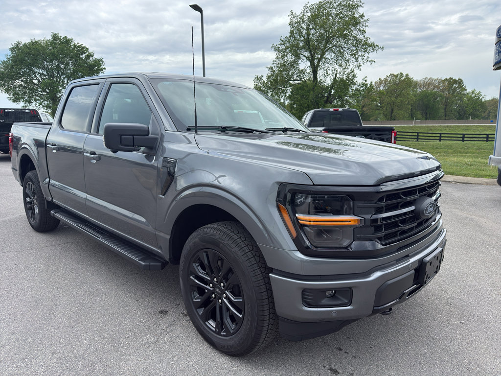 New 2026 Ford F150 XLT w/ Equipment Group 302A MID AWD/4WD image 3