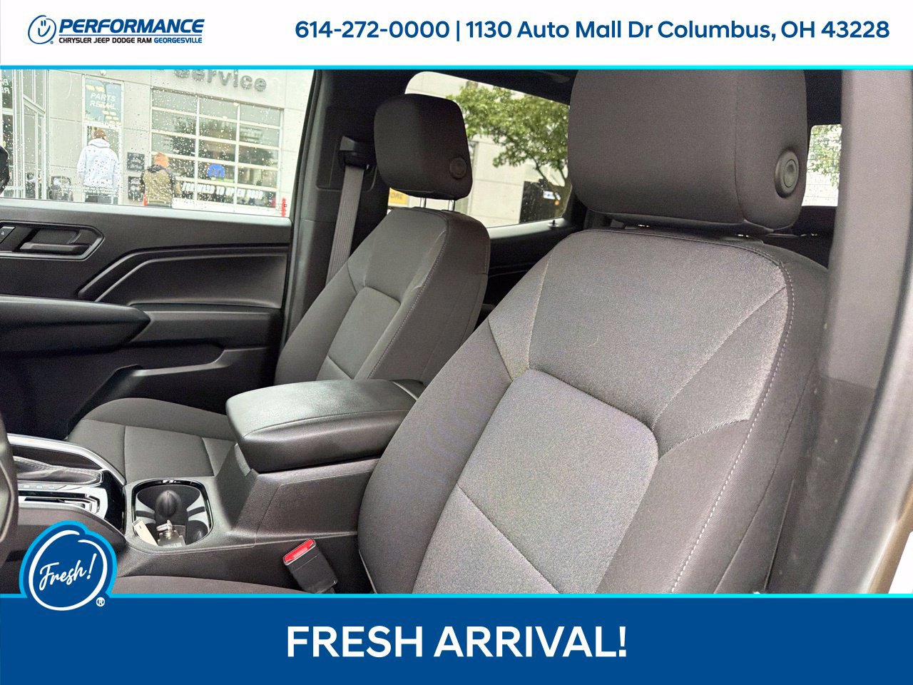 Used 2024 Chevrolet Colorado Trail Boss w/ Technology Package AWD/4WD image 17