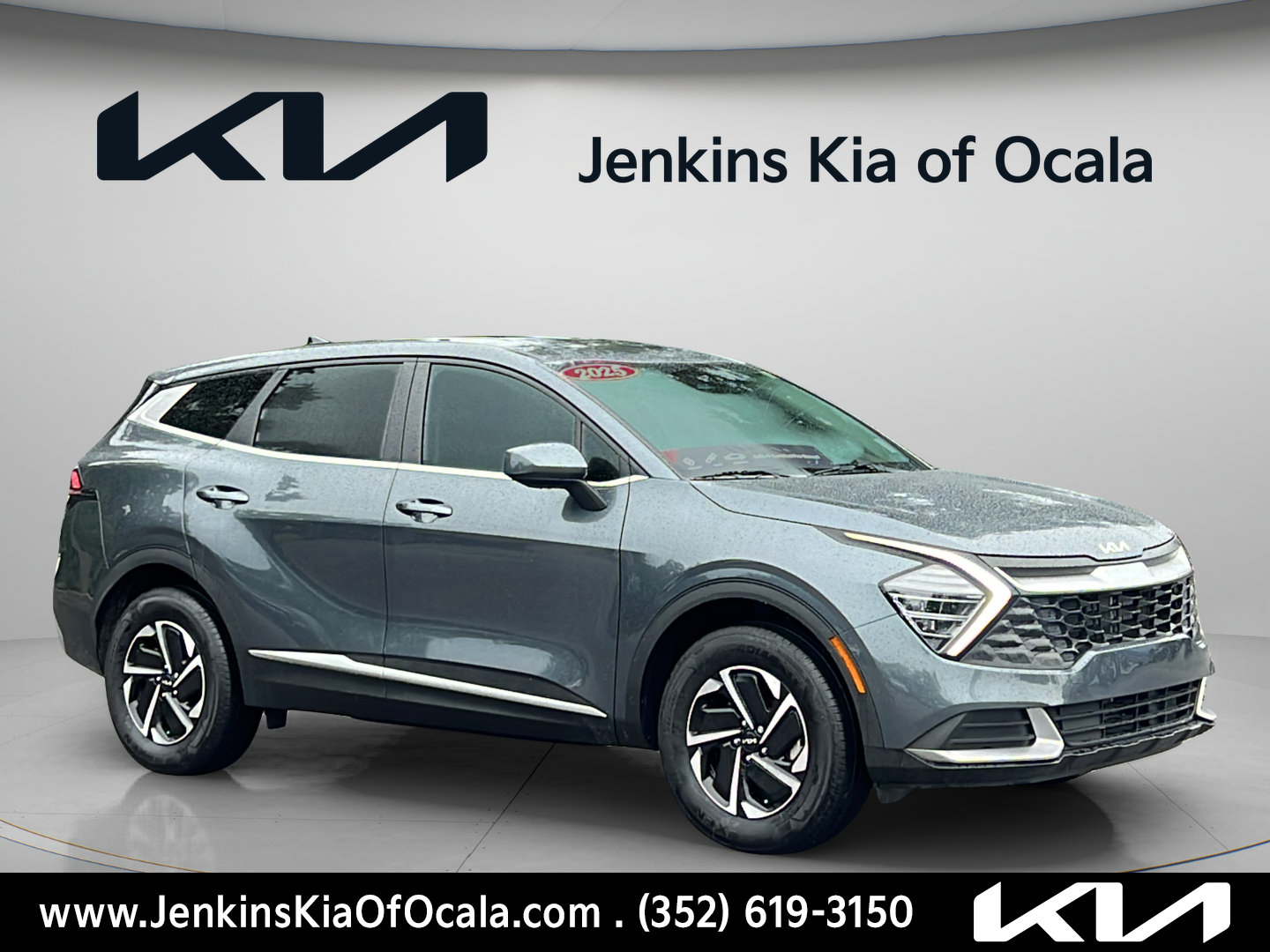Certified 2025 Kia Sportage LX AWD/4WD image 1