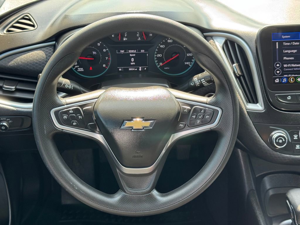 Used 2022 Chevrolet Malibu LS image 26